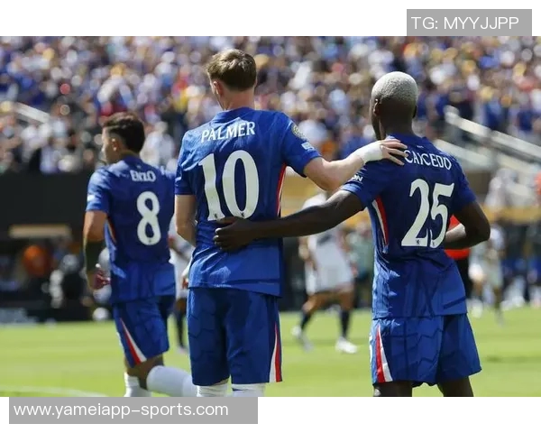 德拉普重返切尔西训练场3000万镑中锋复出备战新赛季