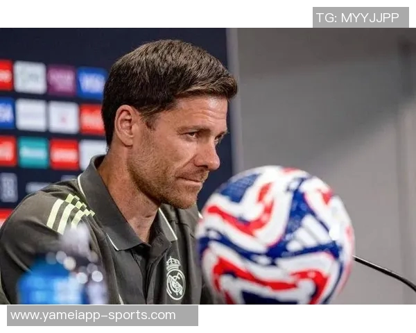 黄潜主帅谈阿隆索角色比喻教练如三明治中的火腿缺乏信任可选择离开