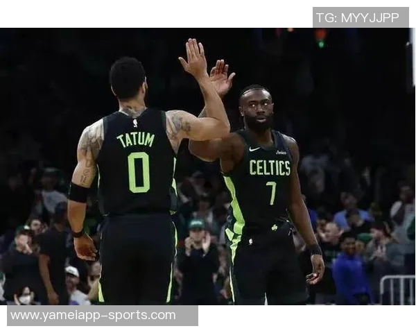 杰伦布朗回应外界质疑坚定信念期待赛季精彩表现