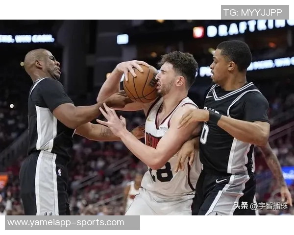 乌度卡谈球队表现强调进攻转移球与防守的出色配合